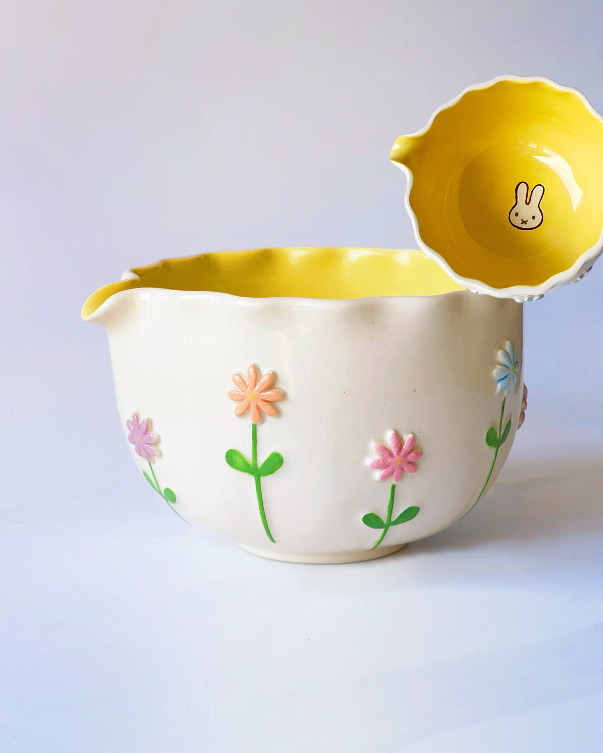 [Preorder] Daisy Garden Bunny Matcha Bowl