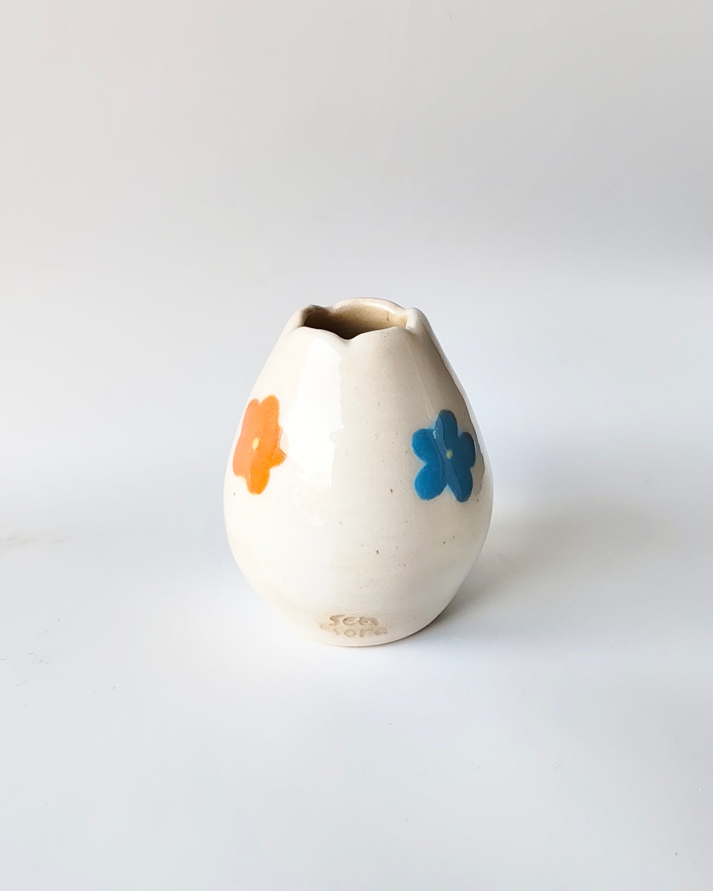 Flower Whisk Holder (small)